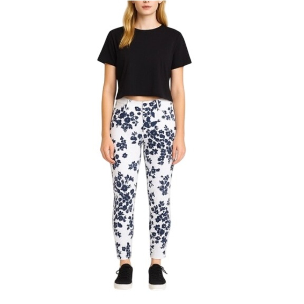 7 For All Mankind Women's White Blue Floral Skinny‎ Jeans Size 26